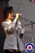 Nneka (NGR) 27. Summer Jam Festival - Fuehlinger See, Koeln - Green Stage 07. Juli 2012 (2).JPG